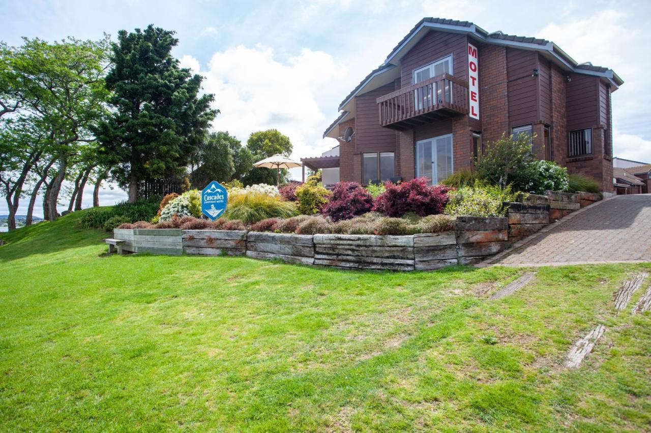 Cascades Lakefront Motel Taupo Exterior photo The former home of the station